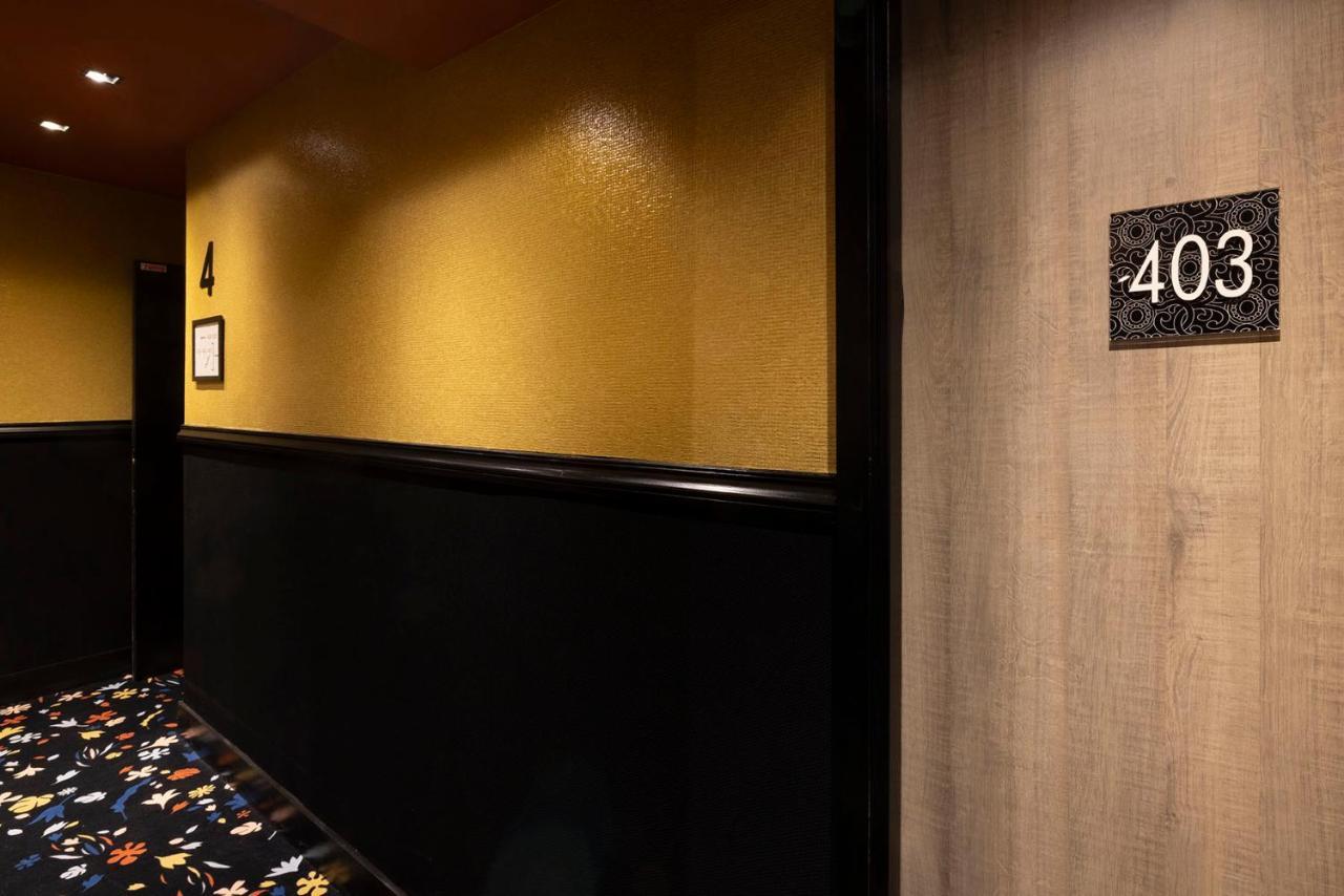 香榭丽大道酒店8 巴黎 外观 照片